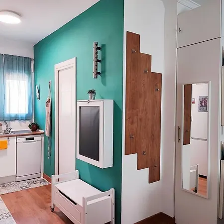 Apartment Bright And Quiet In Malaga